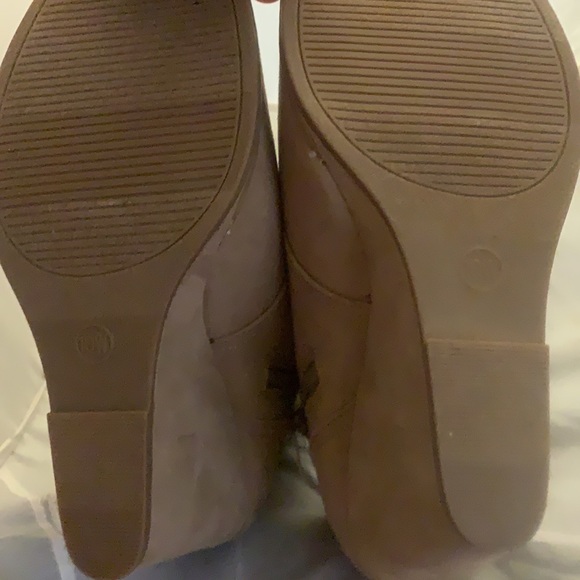 Women’s Size 10W Brown Suede Wedged Booties NEW - Picture 8 of 8